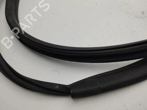 Gummiliste BMW i3 (I01) Range Extender | BP36104600C142 - Image 2