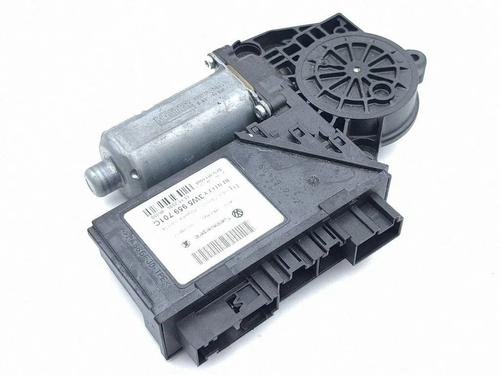 Moteur de lève-vitre avant droit Moteur de lève-vitre avant droit 37522280 37522280