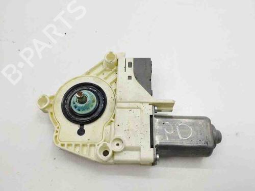 Used Left front window motor LAND ROVER RANGE ROVER SPORT I (L320) 2.7 D 4x4 (190 hp) 28875819