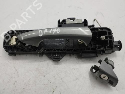 Venstre bagtil udvendigt håndtag MERCEDES-BENZ C-CLASS (W204) C 220 CDI (204.002) (170 hp) 28877175