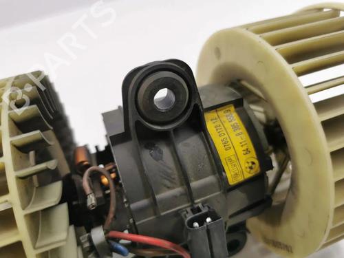 Heater blower motor BMW X5 (E53) 4.8 is | BP38501300M62 - Image 4
