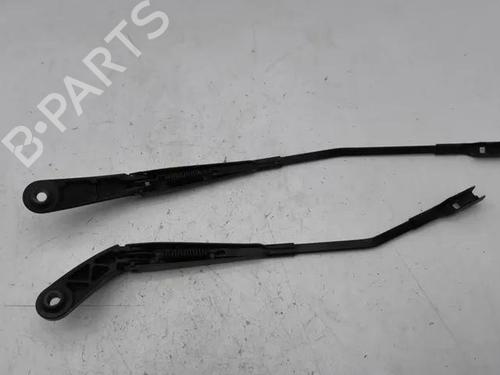 Used Front wipers mechanism AUDI A1 Sportback (8XA, 8XF) 1.0 TFSI (95 hp) 28857453