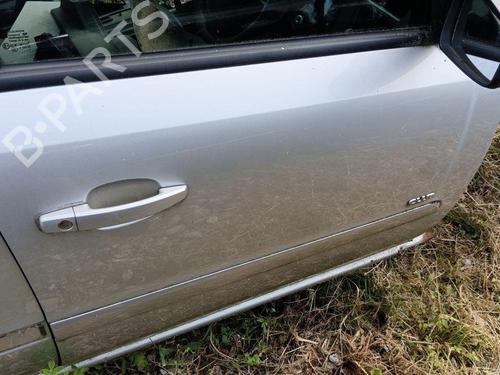 Used Right front door OPEL ZAFIRA / ZAFIRA FAMILY B (A05) 1.9 CDTI (M75) (120 hp) 28884636