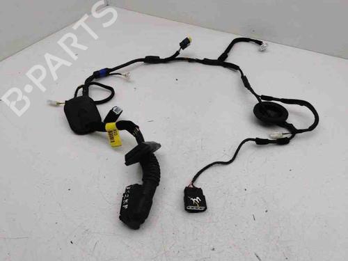 Used Wiring harness HYUNDAI i40 I CW (VF) 1.7 CRDi (116 hp) 28890943
