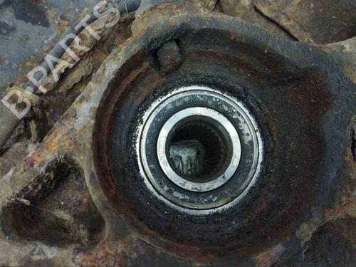Left rear steering knuckle LAND ROVER RANGE ROVER SPORT I (L320) 2.7 D 4x4 | BP28894745M27 