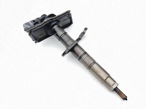 Used Injector Injector VW PHAETON (3D1, 3D2, 3D3, 3D4, 3D6, 3D7, 3D8, 3D9) 3.0 V6 TDI 4motion (240 hp) 39990822 39990822