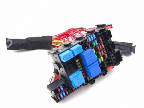 Used Fuse box Fuse box 37064526 37064526