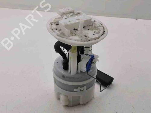 Used Fuel pump RENAULT CLIO V (B7_) 1.3 TCe 130 (B7MF) (131 hp) 28897051
