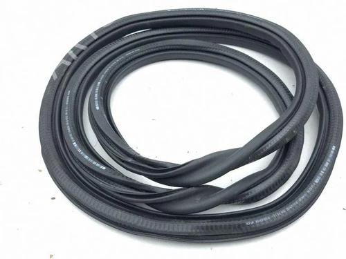 Used Rubber door seal Rubber door seal CITROËN C4 X (BD_, BE_, BF_) ë-C4 X (BFZKXC) (136 hp) 38246301 38246301