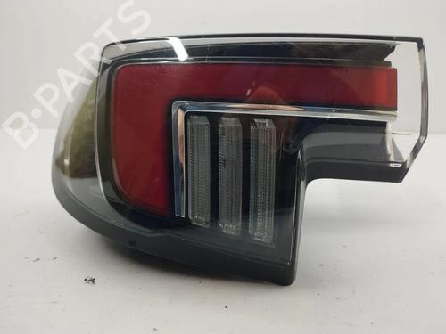 Used Left taillight Left taillight 33642998 33642998
