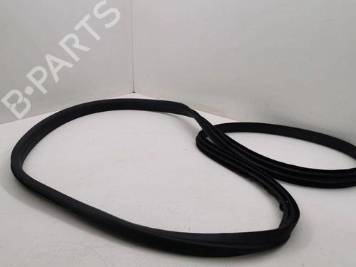 Rubber door seal RENAULT CLIO V (B7_) 1.3 TCe 130 (B7MF) | BP28897026C142 