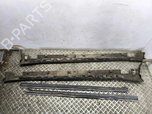 Used Left sideskirt Left sideskirt TESLA MODEL S (5YJS) 85 (388 hp) 40210153 40210153