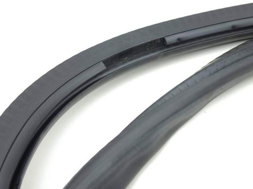 Rubber door seal BENTLEY CONTINENTAL FLYING SPUR (3W_) 6.0 | BP28883255C142 