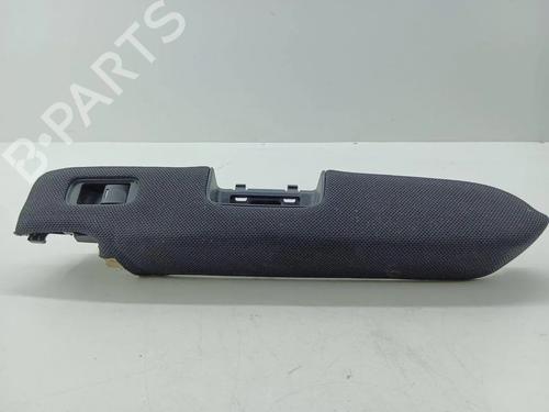 Used Right rear window switch Right rear window switch 33207222 33207222