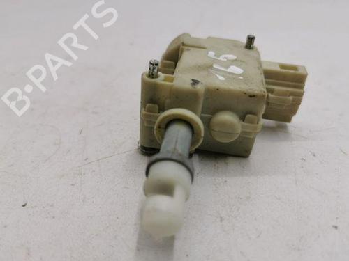 Fuel door actuator AUDI A8 D3 (4E2, 4E8) 4.2 quattro | BP28841822E18