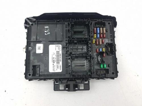 Used Fuse box Fuse box 38281668 38281668