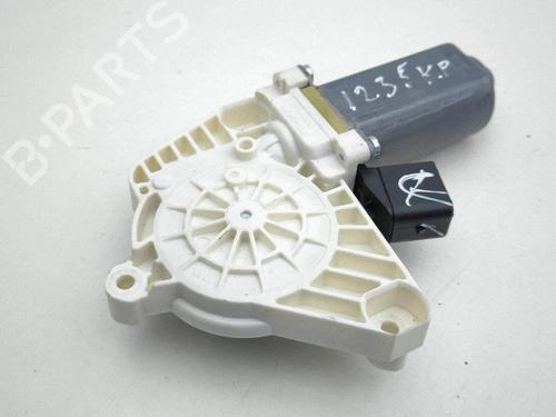 Used Left front window motor Left front window motor MERCEDES-BENZ CLS Shooting Brake (X218) CLS 250 CDI / BlueTEC / d (218.903, 218.904) (204 hp) 40193660 40193660
