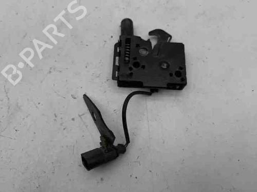 Used Hood lock AUDI Q3 (F3B) 35 TFSI (150 hp) 28861089