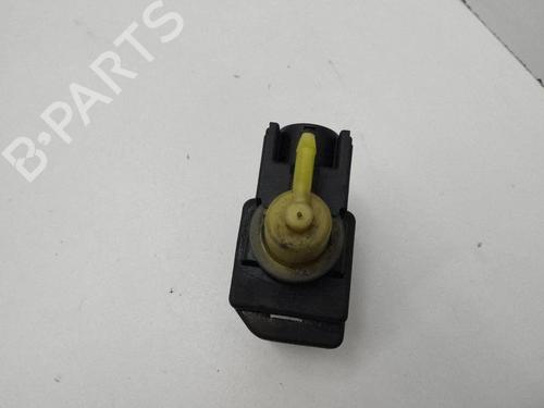 Electronic sensor HYUNDAI i30 Coupe 1.6 CRDi | BP38248203M84 - Image 4