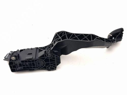 Pedal PEUGEOT 2008 II (UD_, US_, UY_, UJ_, UR_, UC_) 1.2 PureTech 130 (USHNS, URHNS) | BP29829242I4 