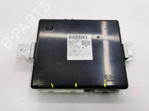 Used Fuse box Fuse box HYUNDAI ix35 (LM, EL, ELH) 1.7 CRDi (116 hp) 40210517 40210517
