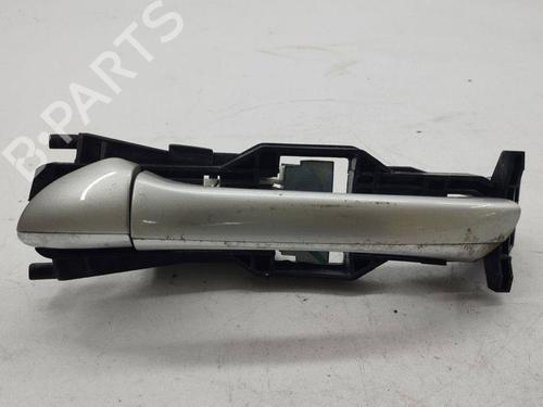 Used Rear left exterior door handle MERCEDES-BENZ E-CLASS (W211) E 320 CDI (211.022) (224 hp) 28884574