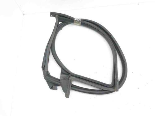 Used Rubber door seal TESLA MODEL 3 (5YJ3) EV (238 hp) 28901315