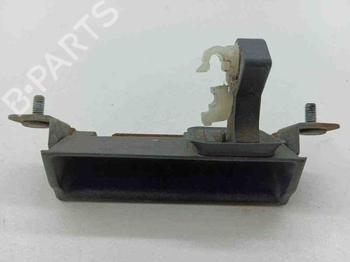 Używane Klamka klapy tylnej / bagażnika MAZDA CX-7 (ER) 2.2 MZR-CD AWD (ER10A) (173 hp) 28892821