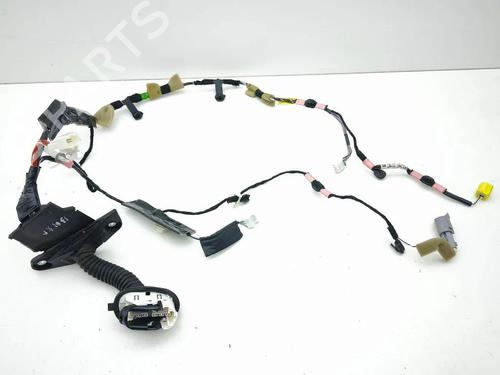 Used Wiring harness Wiring harness 33670434 33670434