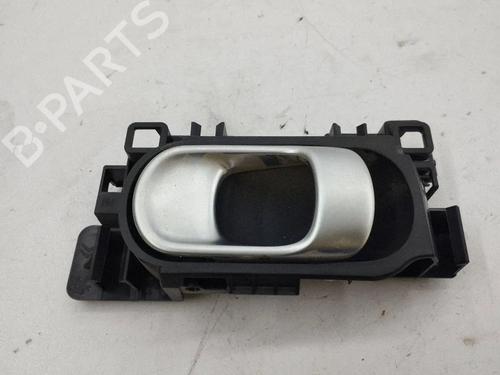 Used Front right interior door handle Front right interior door handle 38244825 38244825