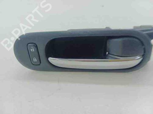 Poignée intérieure arrière droite MAZDA CX-7 (ER) 2.2 MZR-CD AWD (ER10A) (173 hp) 28857387
