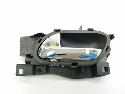 Used Rear left interior door handle PEUGEOT 407 (6D_) 2.0 HDi 135 (6DRHRH, 6DRHRE, 6DRHRG, 6DRHRJ) (136 hp) 28886377