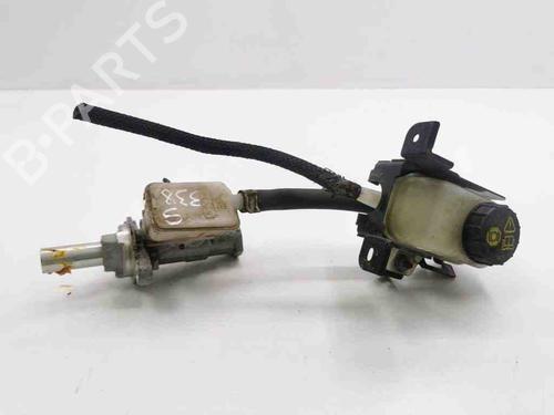 Used Brake master cylinder MAZDA CX-7 (ER) 2.3 MZR DISI Turbo AWD (ER3P) (258 hp) 28889998