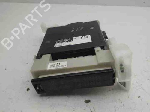 Fuse box TOYOTA C-HR (_X1_) 1.8 Hybrid (ZYX10_, ZYX11_, ZYX10R, ZYX11R) | BP28864628E1