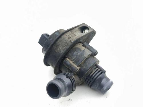 Pompe de circulation d'eau BMW X5 (F15, F85) xDrive 40 d (313 hp) 30885129