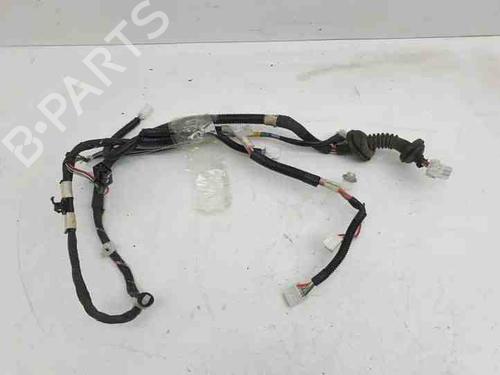 Faisceau de câbles LEXUS IS C (GSE2_) 350 (GSE21) (318 hp) 28857981