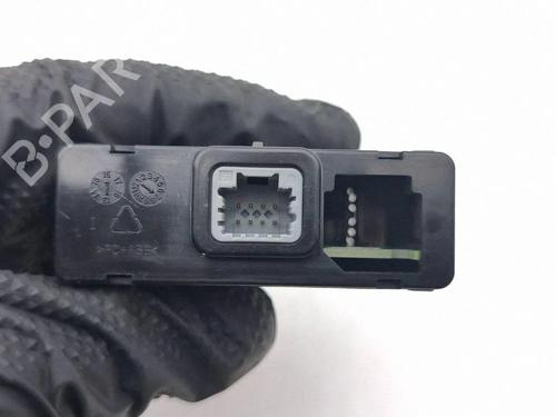 Electronic module RENAULT MEGANE IV Hatchback (B9A/M/N_) 1.2 TCe 130 (B9MR) | BP38240373M83 - Image 4