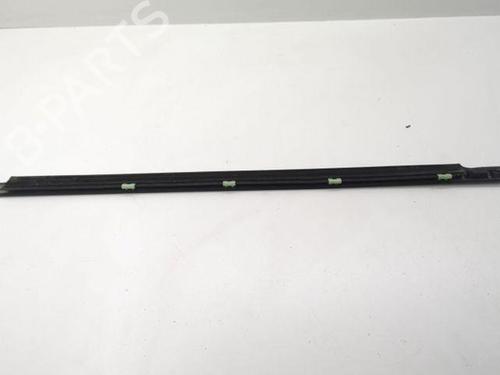 Door moulding trim KIA SORENTO I (JC) 2.5 CRDi 4WD | BP28869948C150 