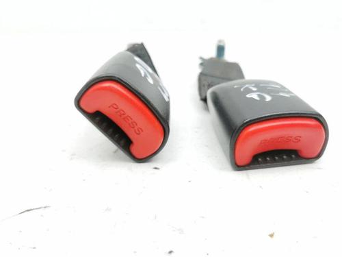 Used Seat buckle OPEL ANTARA A (L07) 2.2 CDTi (163 hp) 28892216