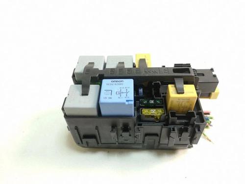 Used Fuse box Fuse box 38280042 38280042