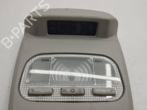 Interior roof light PEUGEOT 5008 (0U_, 0E_) 1.6 HDi | BP28894431I8