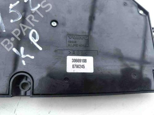 Switch VOLVO V70 II (285) D5 | BP29432258I30 