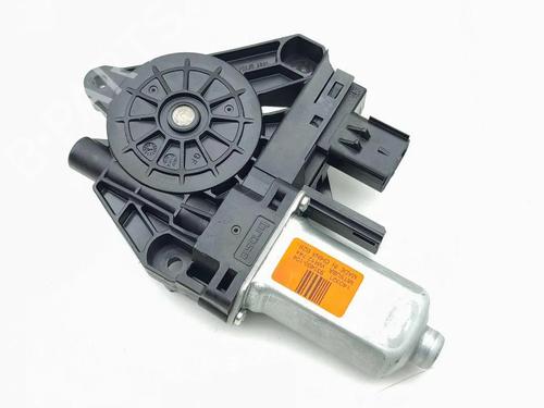 Used Left front window motor Left front window motor 32675853 32675853