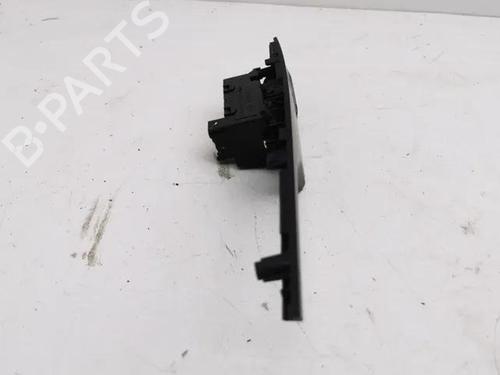 Left front window switch HYUNDAI i40 I (VF) 1.7 CRDi | BP28861831I27 