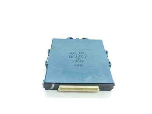 Used Electronic module TOYOTA COROLLA Verso (_E12_) 2.0 D-4D (CDE120_, CDE120R) (90 hp) 28844040