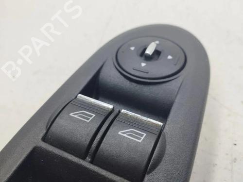 Right front window switch FORD KUGA I 2.0 TDCi 4x4 | BP33901582I26 - Image 4