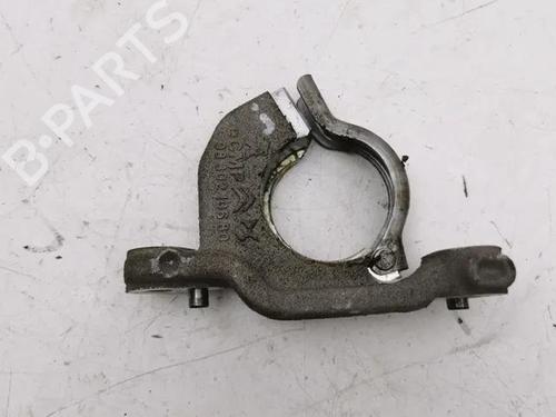 Used Support CITROËN C4 III (BA_, BB_, BC_) ë-C4 (BCZKXC, BZCKSC) (136 hp) 28865748