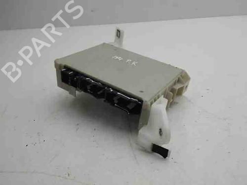 Used Fuse box TOYOTA COROLLA Estate (_E21_) 2.0 Hybrid (MZEH12) (180 hp) 28859078