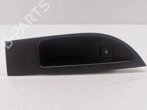 Used Right rear window switch Right rear window switch 36194672 36194672