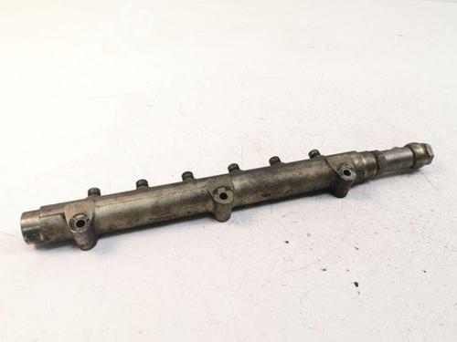 Used Injection rail VOLVO XC90 I (275) D5 AWD (163 hp) 28866202